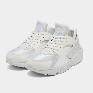 Women’s Nike Air Huarache Casual Shoes